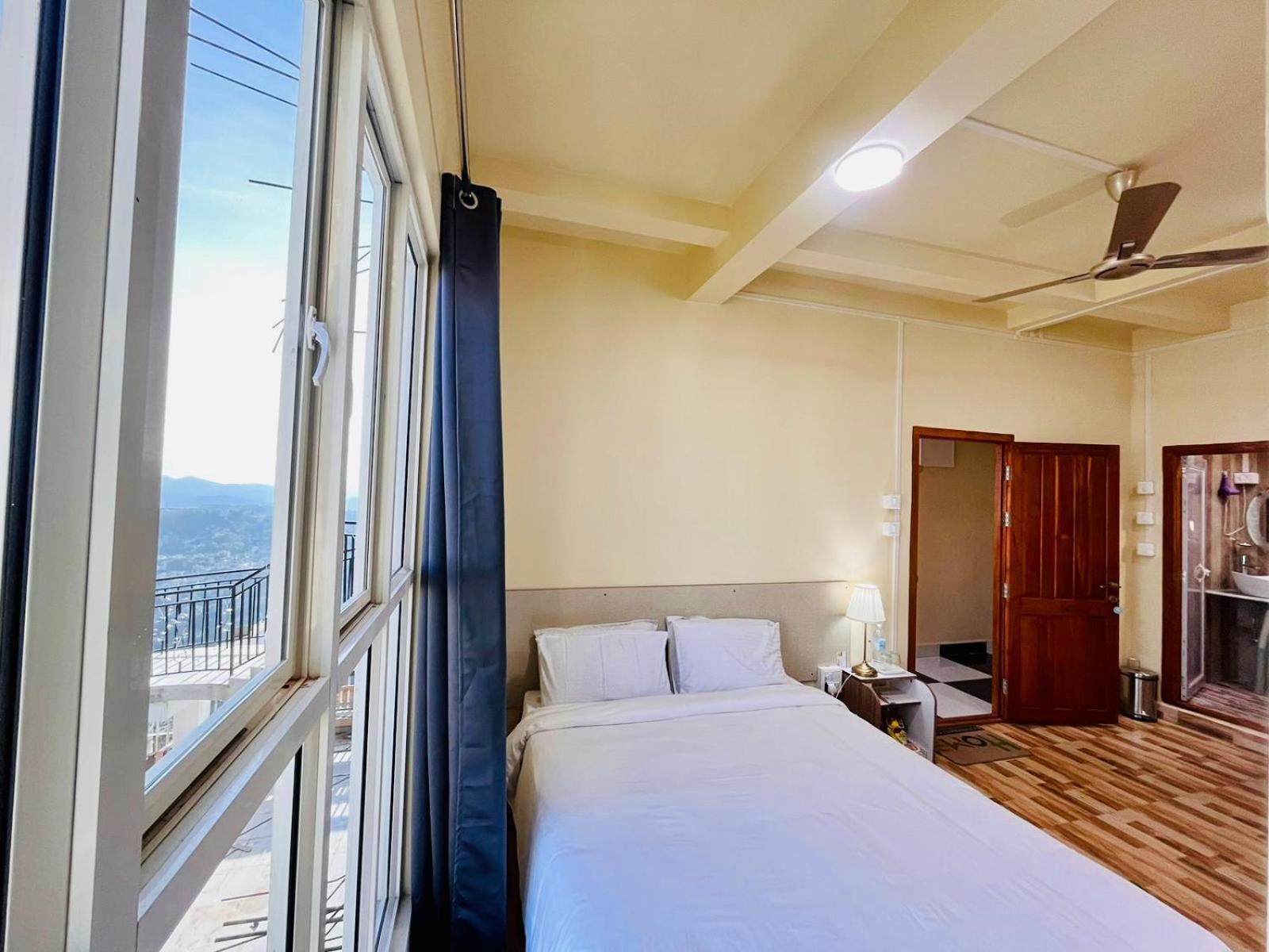 Aizawl Guest House Apartments Āīzawl Exterior foto